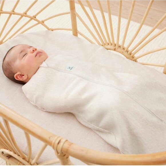 EUC ergoPouch 1.0 TOG Cocoon Baby Sleep Sack in Oatmeal Marle, 0-3M - Picture 2 of 8